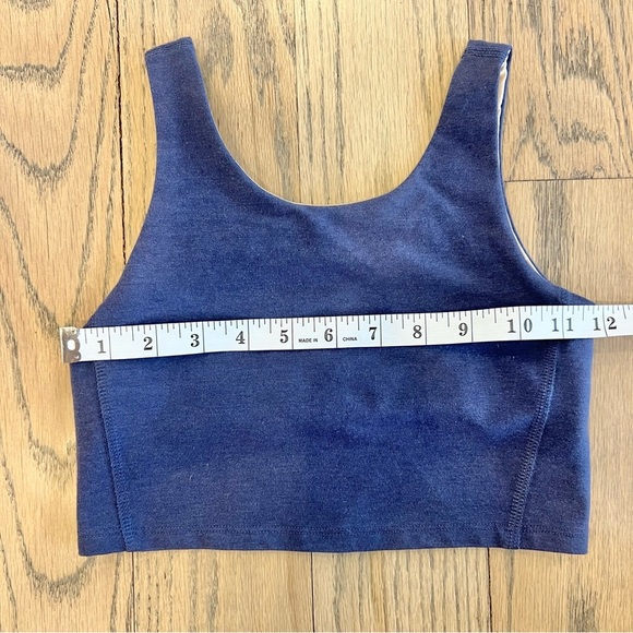 Old Navy PowerChill Longline Sports Bra for Girls in Navy Blue Size Medium (8) - Picture 3 of 9